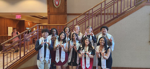 ITA alumni at the UW PEOPLE Scholar Senior Sendoff, May 3, 2024.